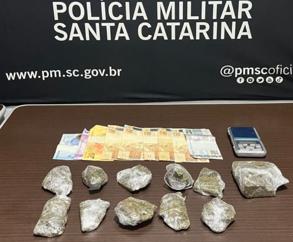 Homem é preso por tráfico de drogas nas proximidades do pórtico de Sul Brasil