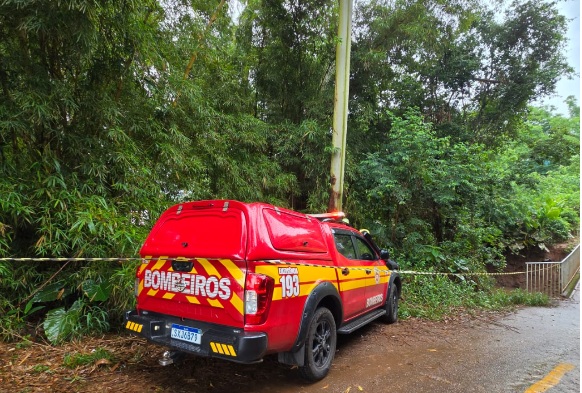 Após três dias de buscas, corpo de criança de 8 anos é encontrado no Rio Moraes
