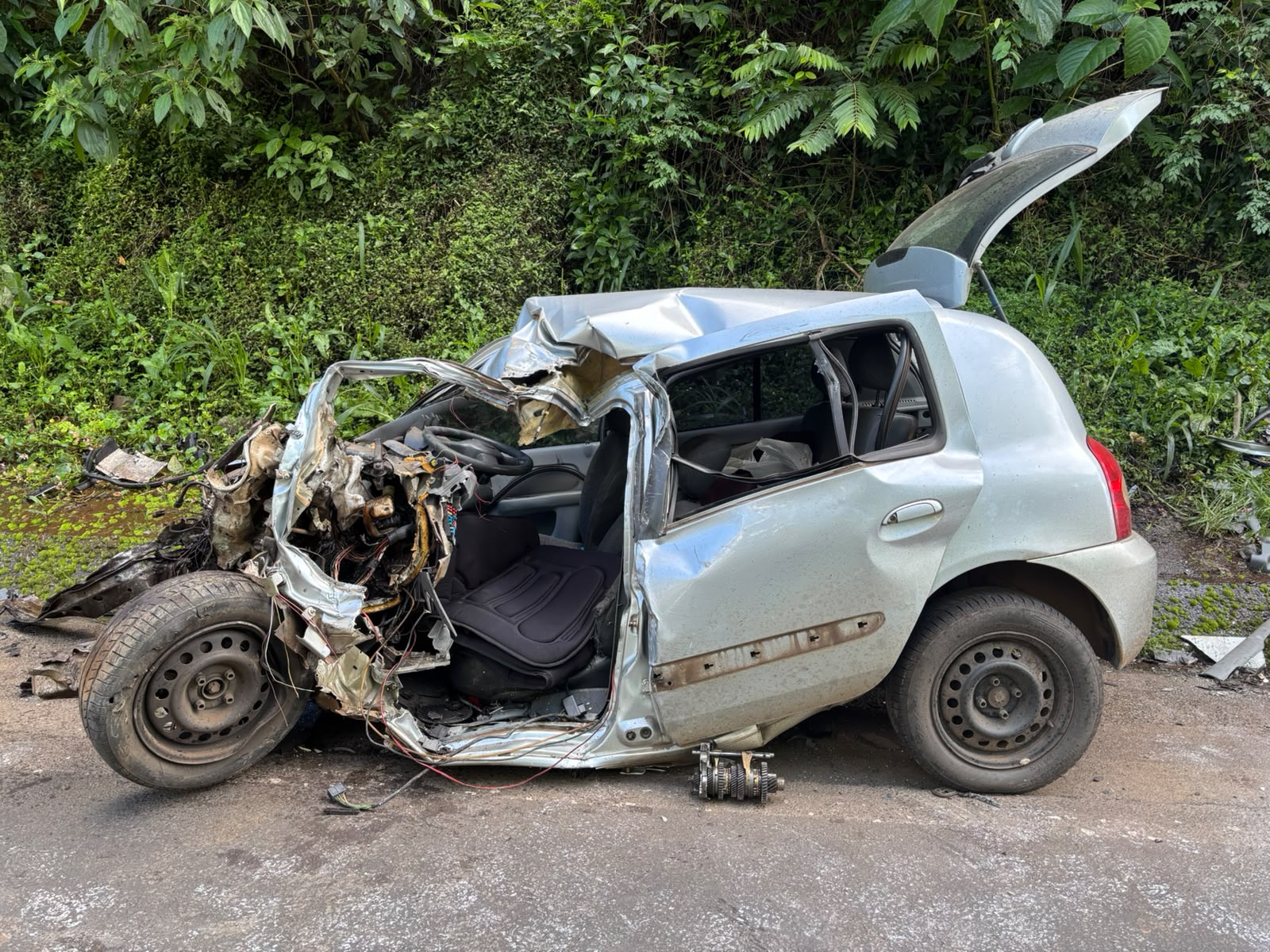 Ultrapassagem malsucedida provoca acidente fatal na SC-157 em Coronel Freitas.